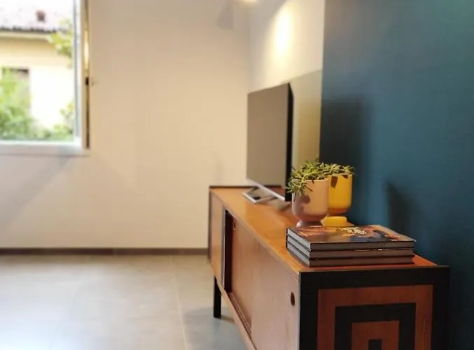 A Casa Di Twiggy * Bolonia